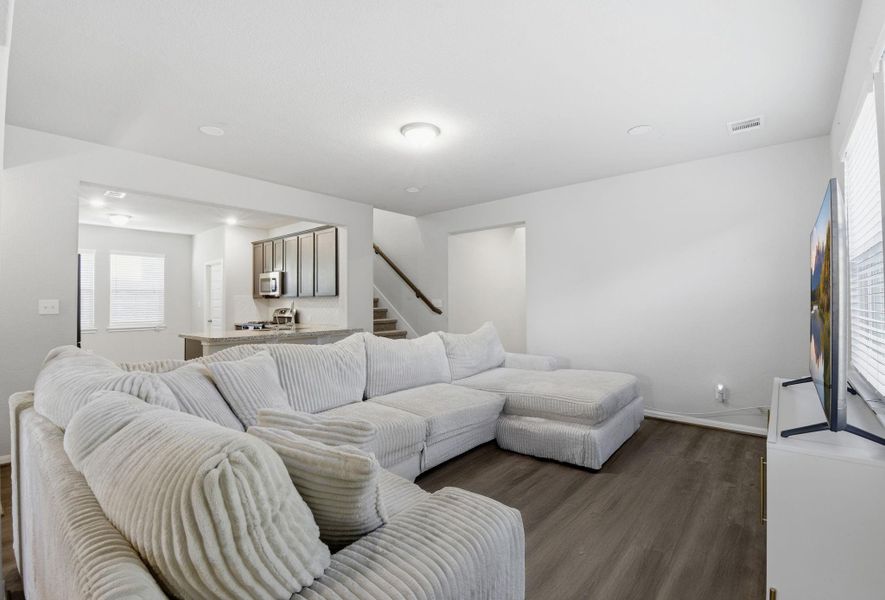 Furnished interior view inside a new home in Legends Bay, Baytown (Image 8). Furnished interior view inside a new home in Legends Bay, Baytown (Image 8).