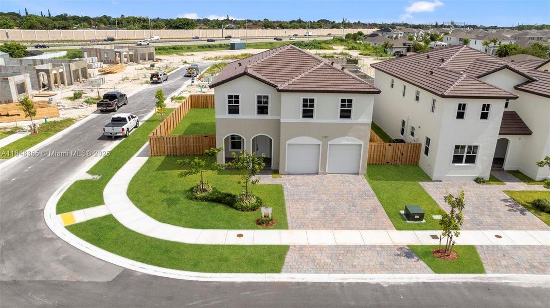 Image 34 of a home in .