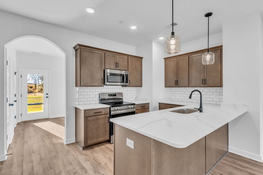 Furnished interior view inside a new home in Oxford Station, Gallatin (Image 6). Furnished interior view inside a new home in Oxford Station, Gallatin (Image 6).