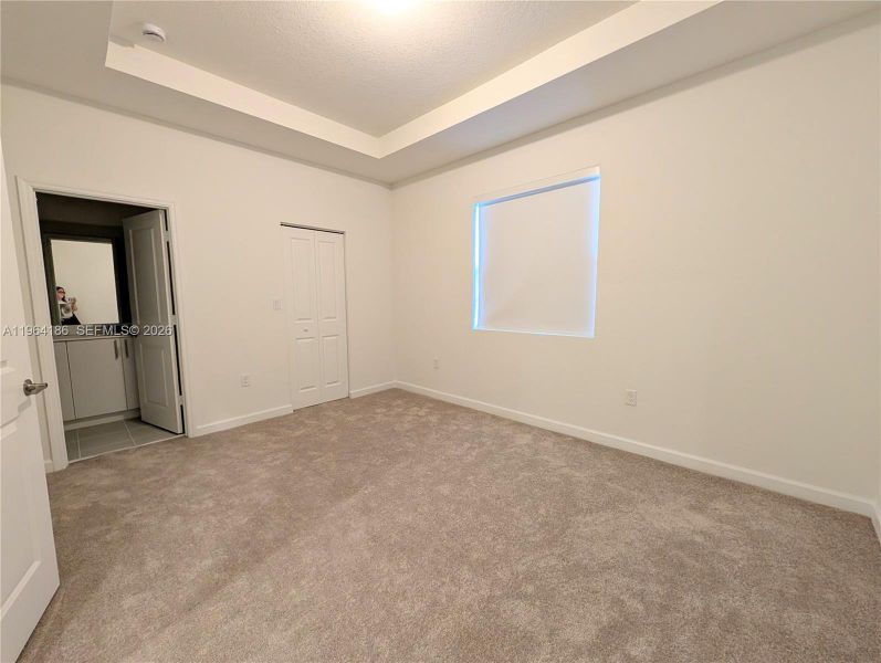 Spacious, unfurnished interior of a new home in , Florida City (Image 18).