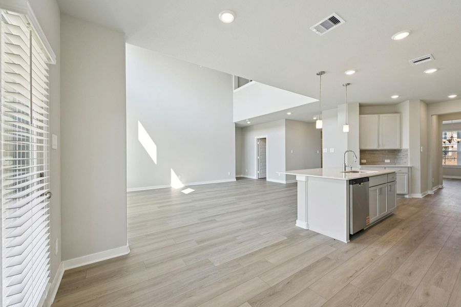 Photo is not of the actual home, but is an inspirational photo of builder’s model home and may depict options, furnishings, and/or decorator features that are not included Photo is not of the actual home, but is an inspirational photo of builder’s model home and may depict options, furnishings, and/or decorator features that are not included