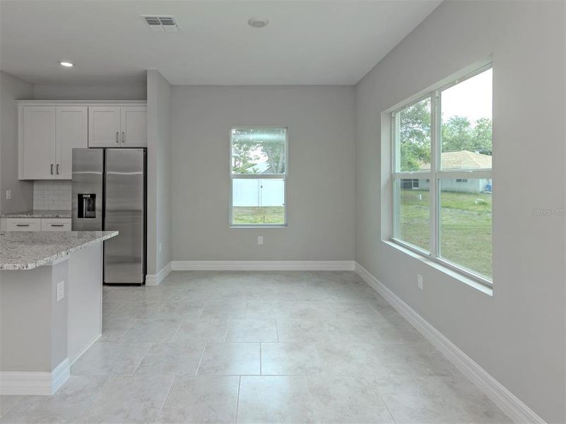 Spacious, unfurnished interior of a new home in , North Port (Image 19).