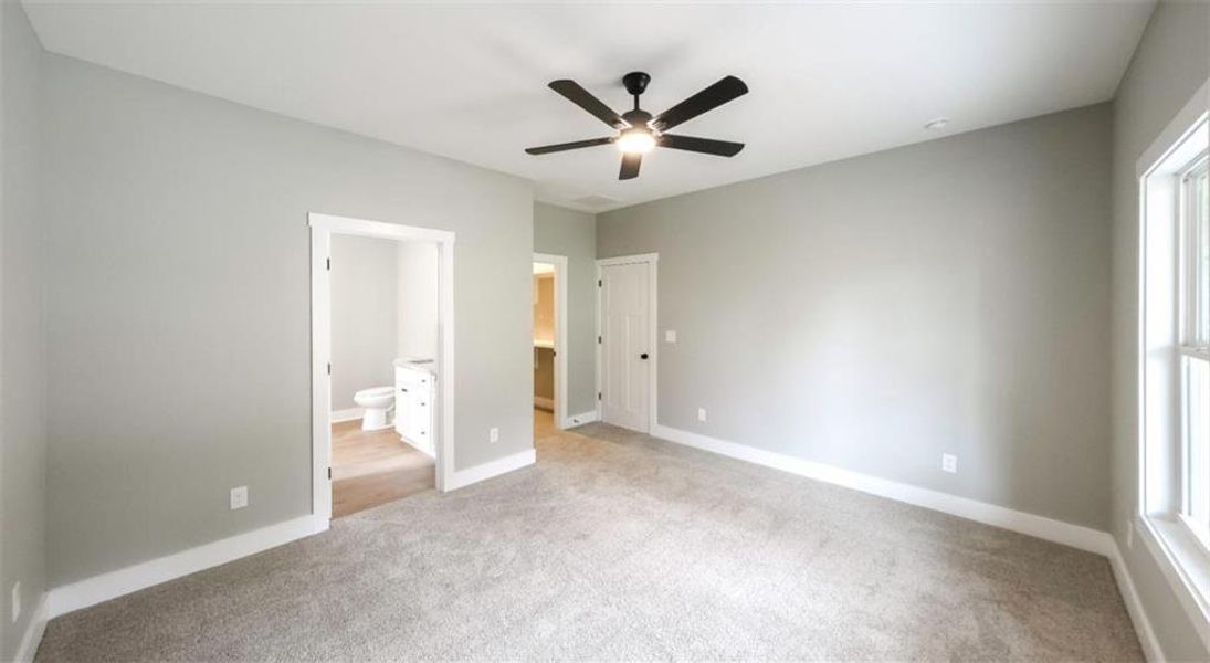 Spacious, unfurnished interior of a new home in , Bremen (Image 28).