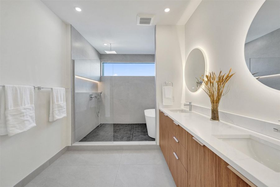 Furnished interior view inside a new home in , Fort Lauderdale (Image 14). Furnished interior view inside a new home in , Fort Lauderdale (Image 14).