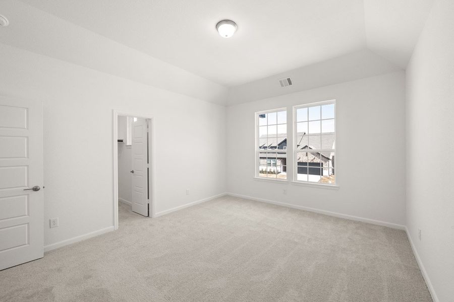 Representative unfurnished interior of a home built from the Sandstone II by Pacesetter Homes in Timberbrook, Justin (Image 24).