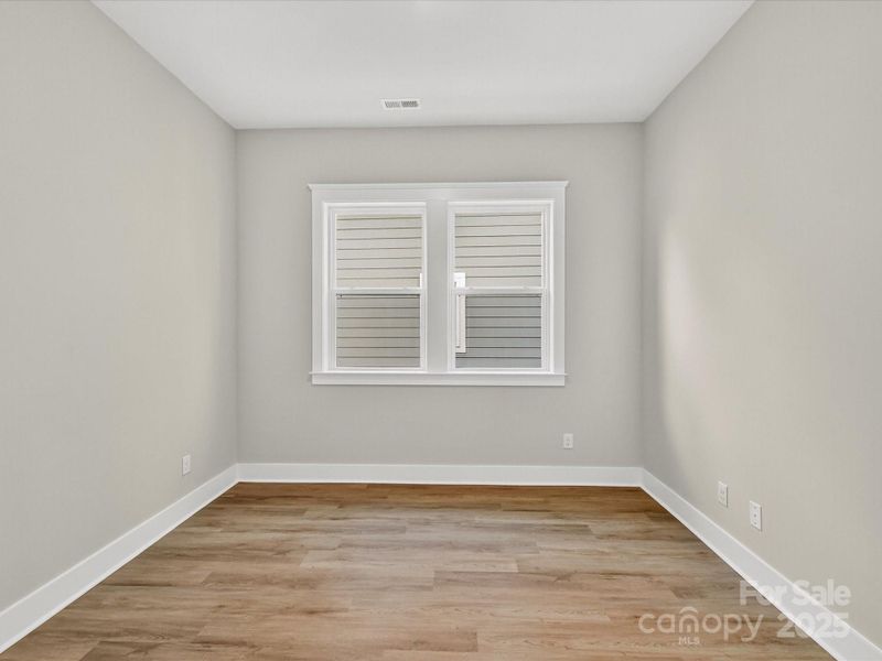 Spacious, unfurnished interior of a new home in Encore at Streamside - Classic Series, Waxhaw (Image 38).