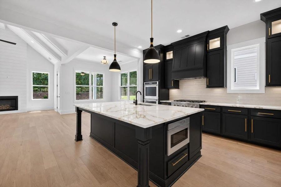 Furnished interior view inside a new home in Livingstone Park, Kennesaw (Image 9).