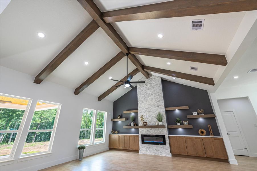 Image 49 of a home in .