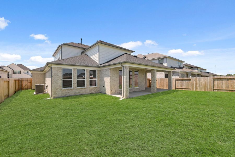 Front exterior of a new home in Briarwood Crossing, Rosenberg, TX, highlighting curb appeal (Image 14). Front exterior of a new home in Briarwood Crossing, Rosenberg, TX, highlighting curb appeal (Image 14).