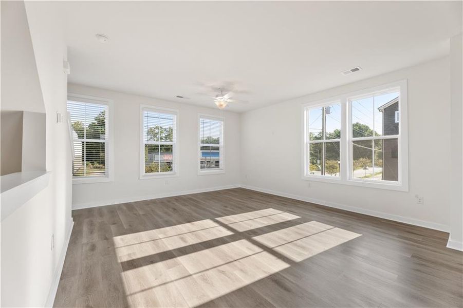 Spacious, unfurnished interior of a new home in Array, Atlanta (Image 17).