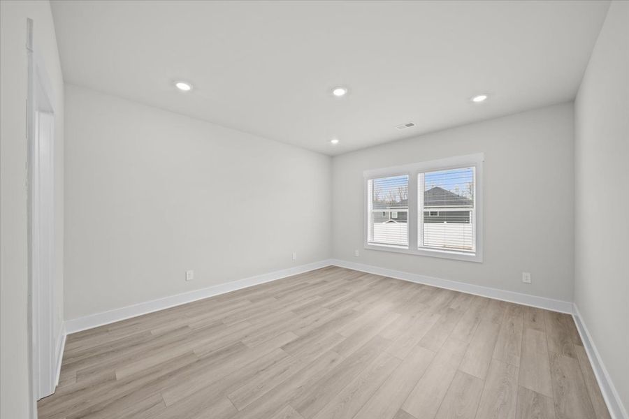 Spacious, unfurnished interior of a new home in Cedar Shoals - Signature Collection, Piedmont (Image 25).
