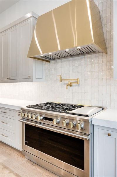 Close-up of interior finishes inside a home in Fleming Pointe, Fort Worth (Image 18).