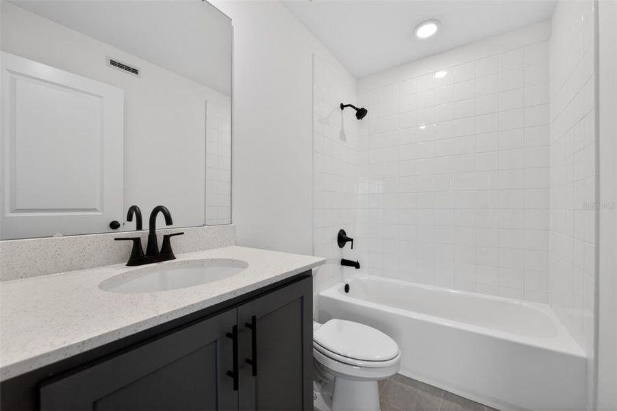 Furnished interior view inside a new home in , Winter Garden (Image 11).