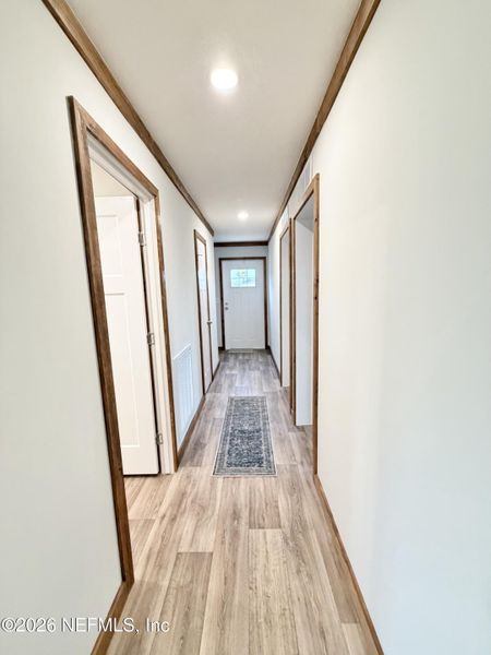 Spacious, unfurnished interior of a new home in , Brooker (Image 15).