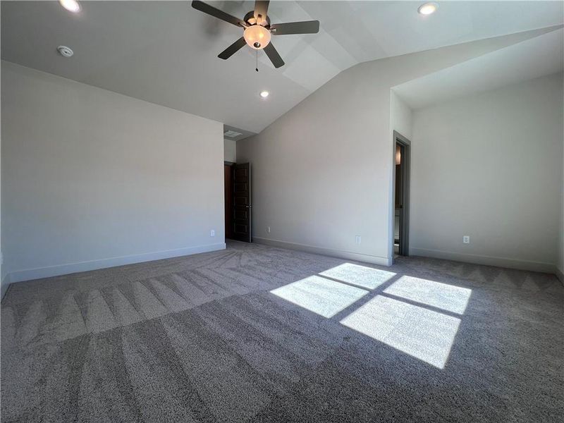 Spacious, unfurnished interior of a new home in , Norcross (Image 33).