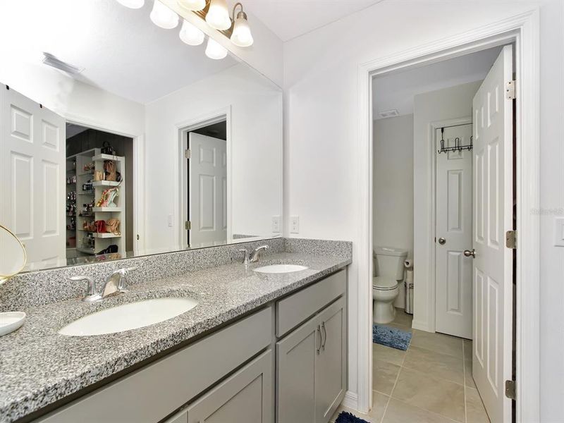 Furnished interior view inside a new home in , Kissimmee (Image 8).