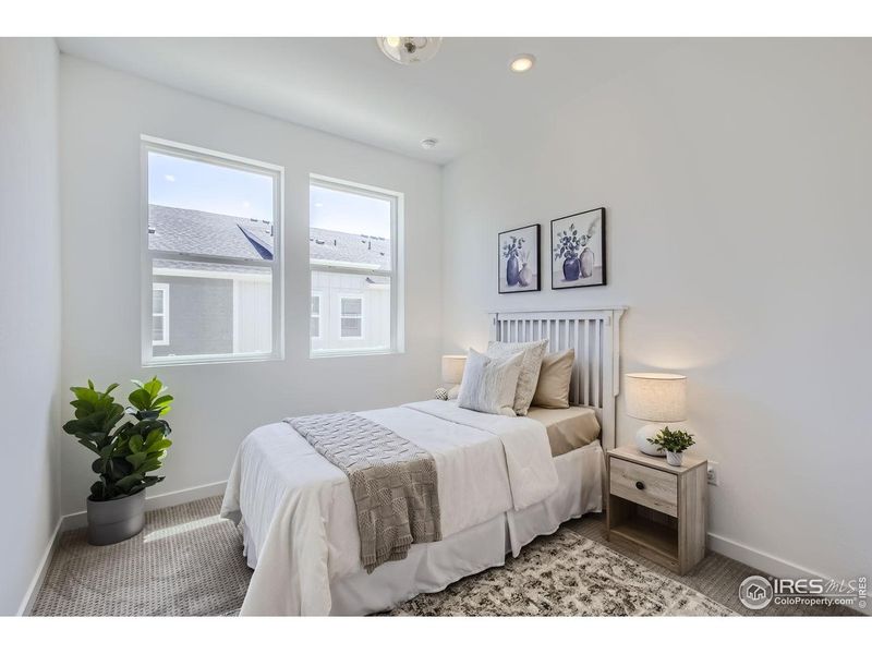 Furnished interior view inside a new home in Mountain Brook, Longmont (Image 11).