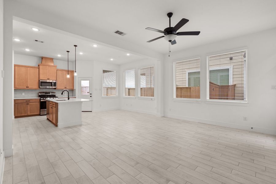 Image 28 of a home in Meridiana.