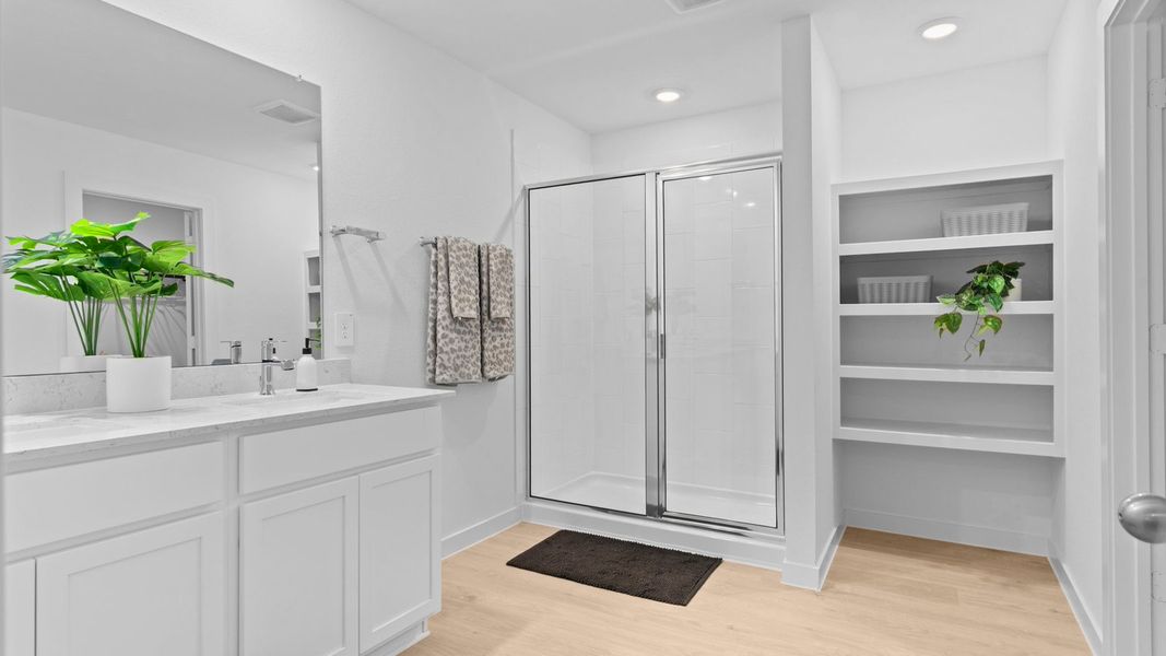 Representative furnished interior of a home built from the Lakeway by D.R. Horton in Tamarron, Brookshire (Image 25). Representative furnished interior of a home built from the Lakeway by D.R. Horton in Tamarron, Brookshire (Image 25).