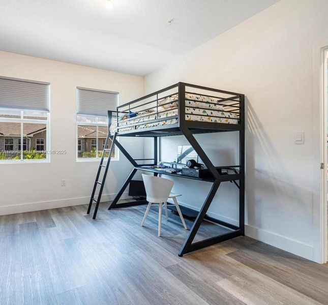 Furnished interior view inside a new home in , Pembroke Pines (Image 20).