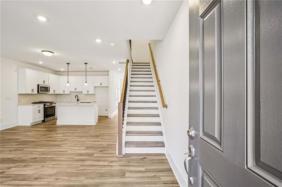 Spacious, unfurnished interior of a new home in Park Vue, Atlanta (Image 24).