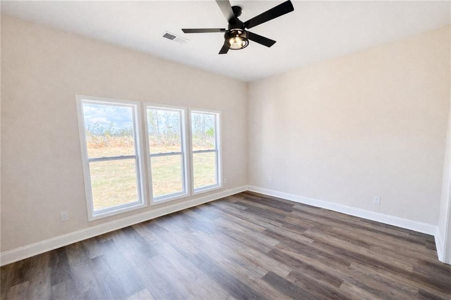 Spacious, unfurnished interior of a new home in , Griffin (Image 20).