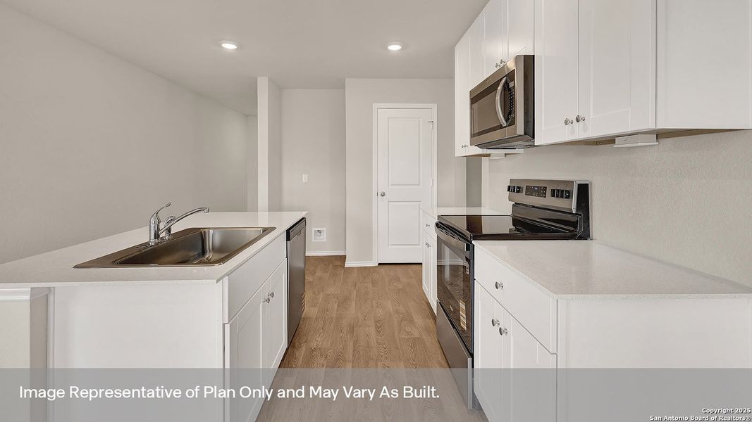 Furnished interior view inside a new home in Spring Valley, New Braunfels (Image 8). Furnished interior view inside a new home in Spring Valley, New Braunfels (Image 8).