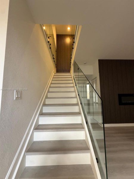 Image 38 of a home in .