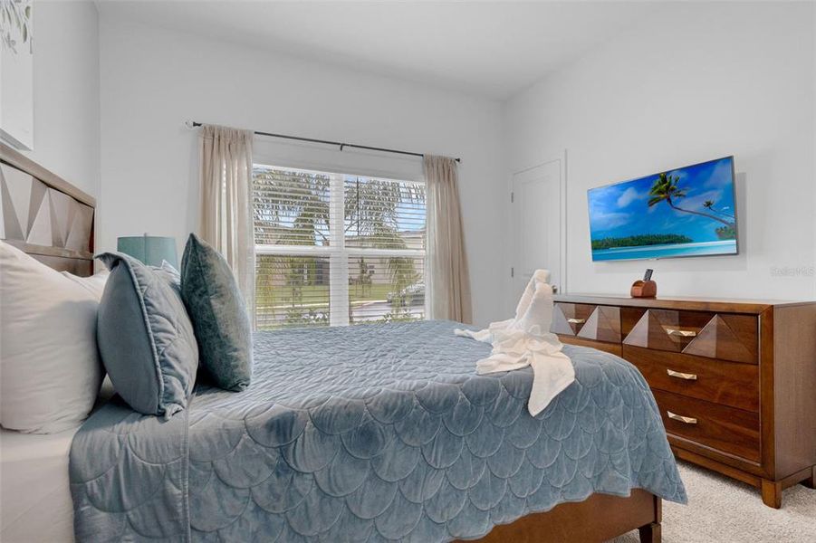 Furnished interior view inside a new home in , Kissimmee (Image 10).