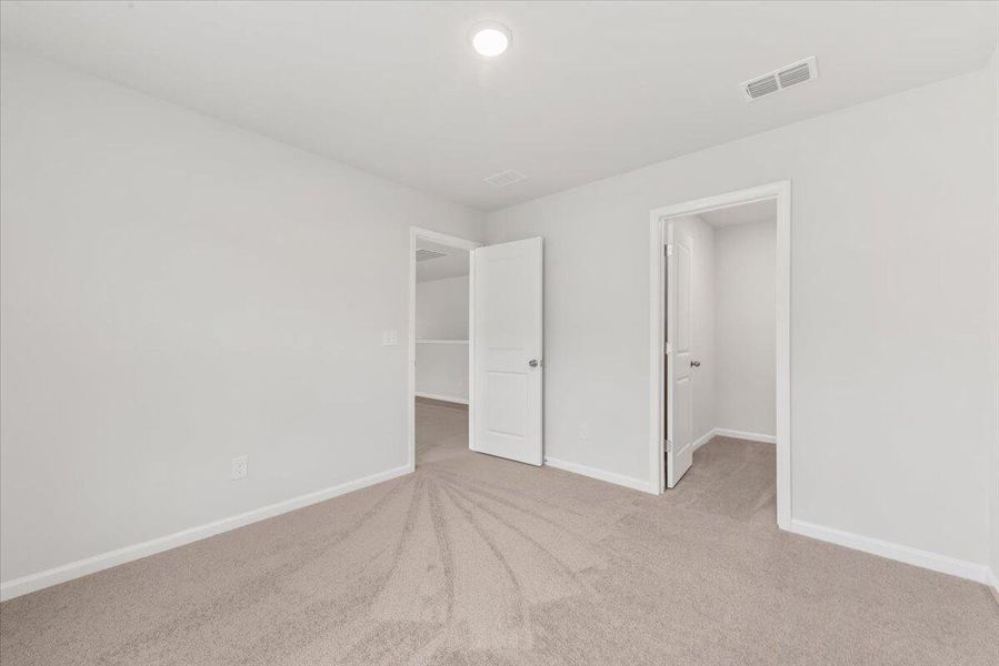 Spacious, unfurnished interior of a new home in Nexton, Summerville (Image 24).