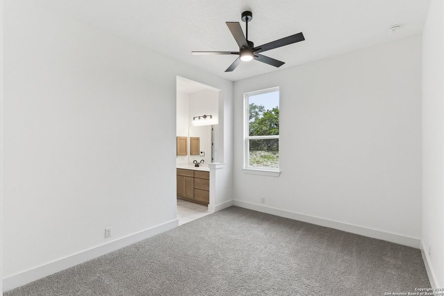 Spacious, unfurnished interior of a new home in Heimer Estates at Garden Ridge, San Antonio (Image 25).