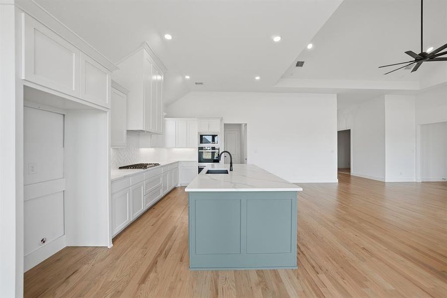 Furnished interior view inside a new home in Quail Hollow, Rockwall (Image 14).