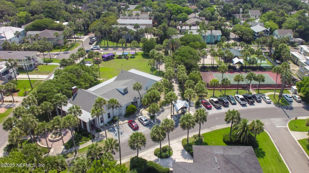 Community amenities in , Neptune Beach (Image 58). Community amenities in , Neptune Beach (Image 58).