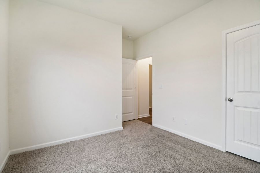 Representative unfurnished interior of a home built from the Talbot II by Great Southern Homes in Southbridge, Sumter (Image 24).