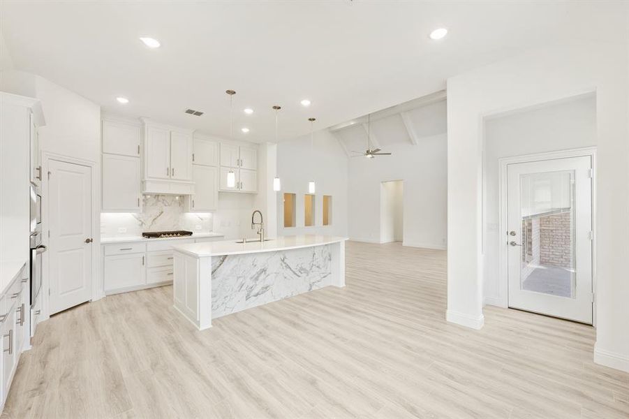 Furnished interior view inside a new home in Terracina, Rockwall (Image 16).