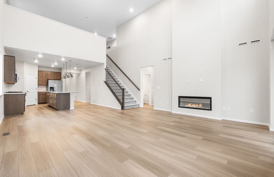 Spacious, unfurnished interior of a new home in Harvest Crossing, Aurora (Image 22).