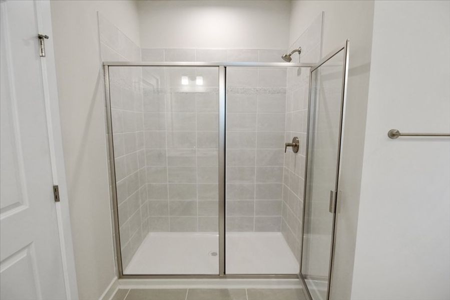 Furnished interior view inside a new home in Linden Park, Moore (Image 9).