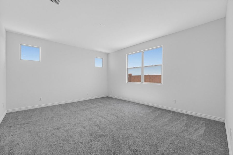 Spacious, unfurnished interior of a new home in Combs Ranch, San Tan Valley (Image 13).