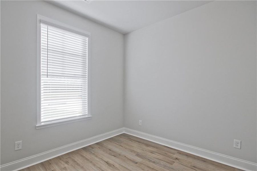 Spacious, unfurnished interior of a new home in Highland Park, Stonecrest (Image 27).