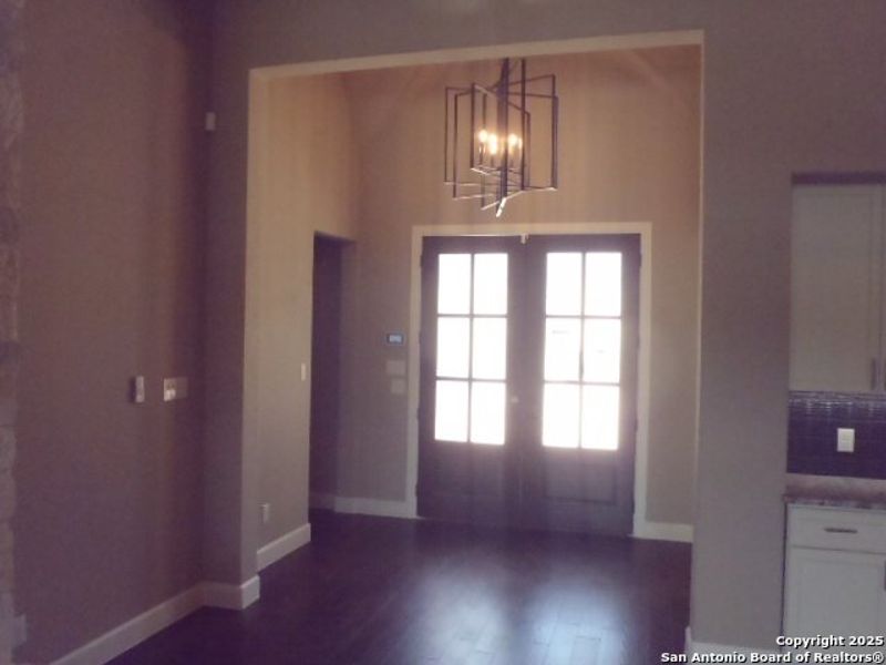 Spacious, unfurnished interior of a new home in , New Braunfels (Image 21). Spacious, unfurnished interior of a new home in , New Braunfels (Image 21).
