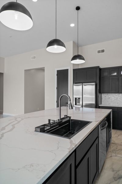 Furnished interior view inside a new home in Verdancia, El Paso (Image 12).