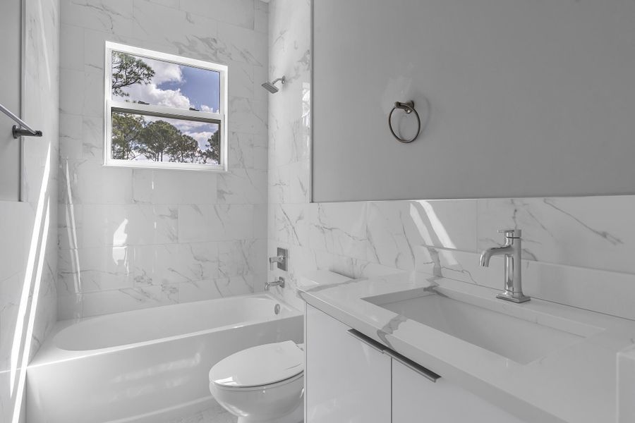 15174 69th Ct N. Loxahatchee 33470 -