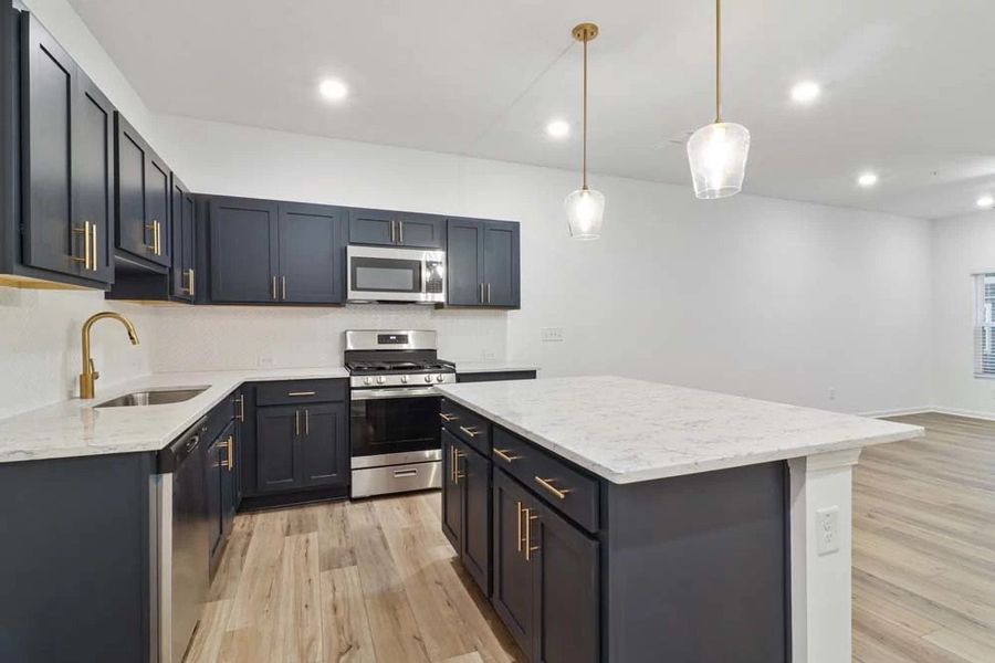 Sample Photo: Kitchen featuring Luxe Collection Finishes