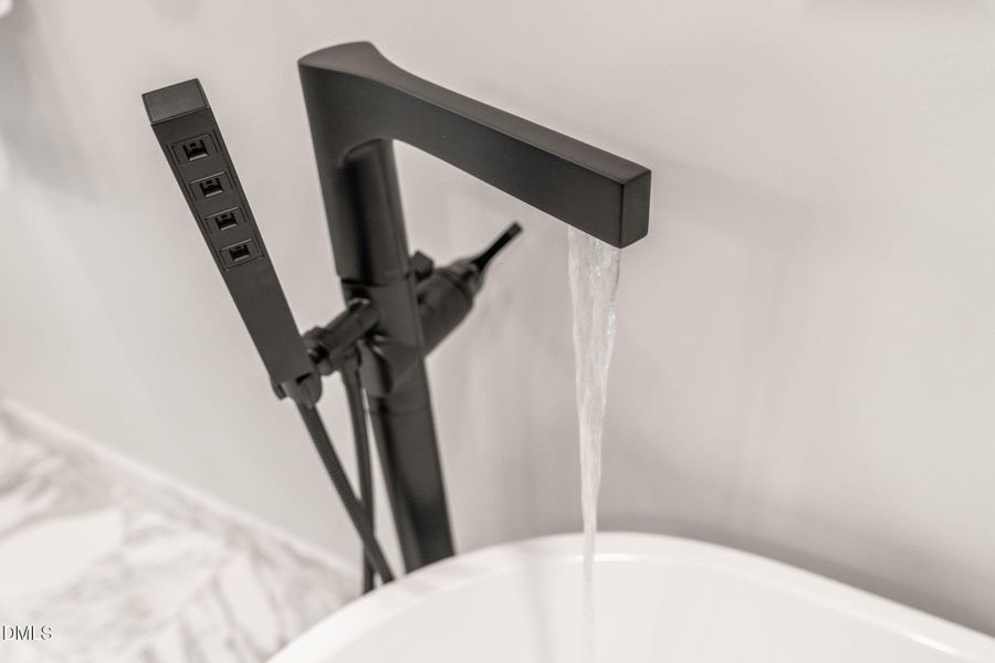 41-web-or-mls-untitled-3 (2) 41-web-or-mls-untitled-3 (2)