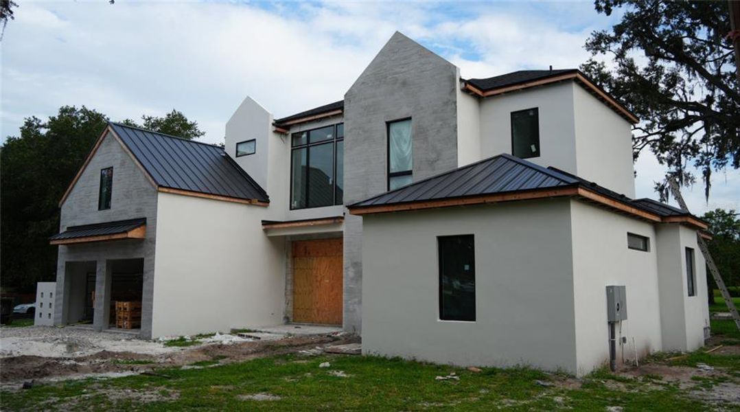 Image 16 of a home in . Image 16 of a home in .