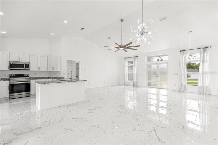 Spacious, unfurnished interior of a new home in , Summerfield (Image 32).