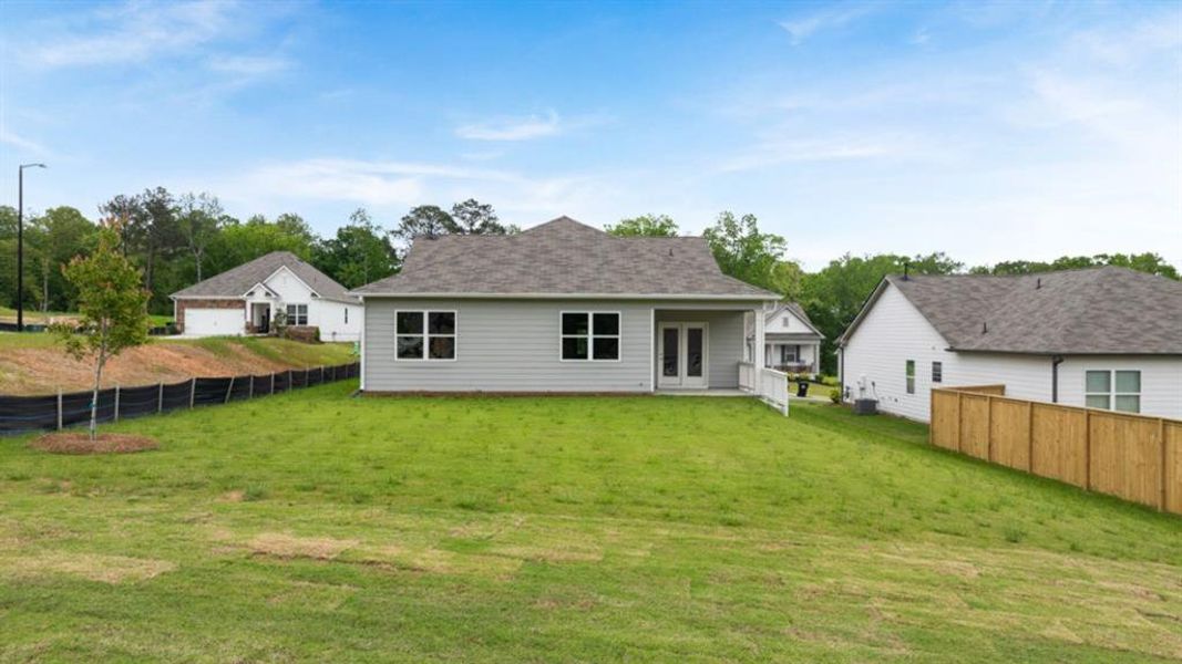 Exterior details and patio area of a home in Lost Creek, Dallas (Image 4).