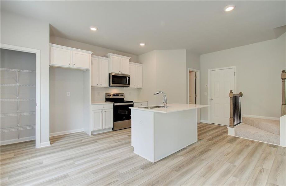 Furnished interior view inside a new home in Chapel Hill, Newnan (Image 3).
