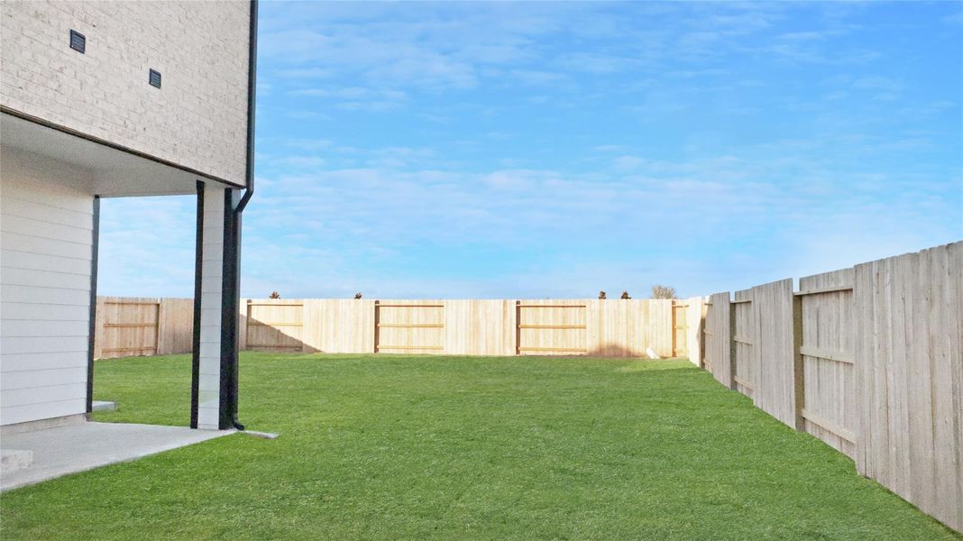 Exterior details and patio area of a home in Creekhaven, Arcola (Image 22).