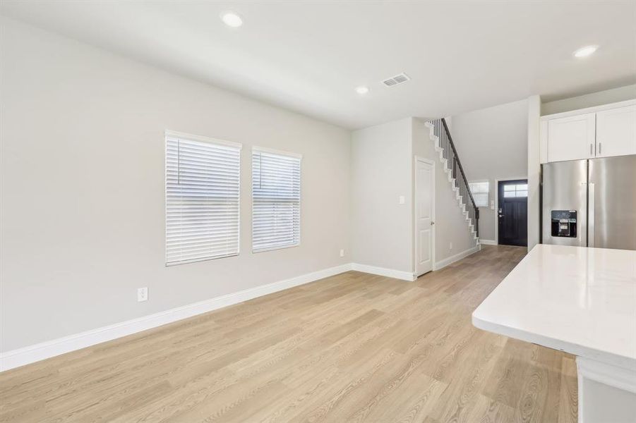 Photo is not of the actual home, but is an inspirational photo of builder’s model home and may depict options, furnishings, and/or decorator features that are not included. Photo is not of the actual home, but is an inspirational photo of builder’s model home and may depict options, furnishings, and/or decorator features that are not included.